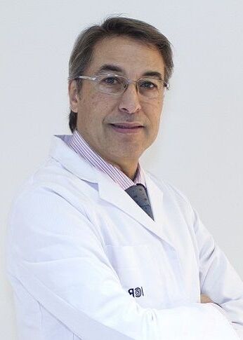 Doutor Cirurxián Andi Lahera León